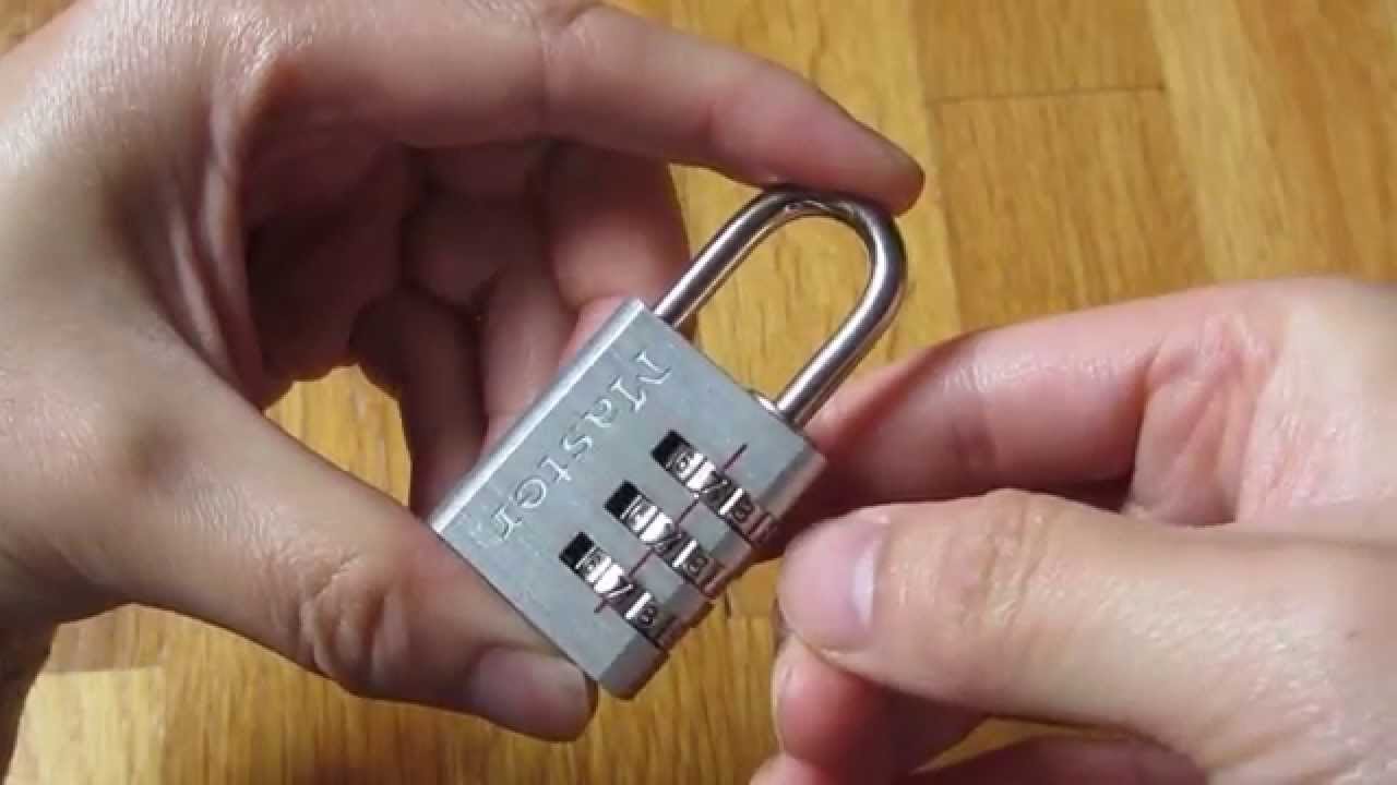 Comparing the different mechanisms of a standard padlock and a luggage lock.